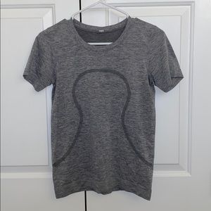 luluemon swiftly tech shirt